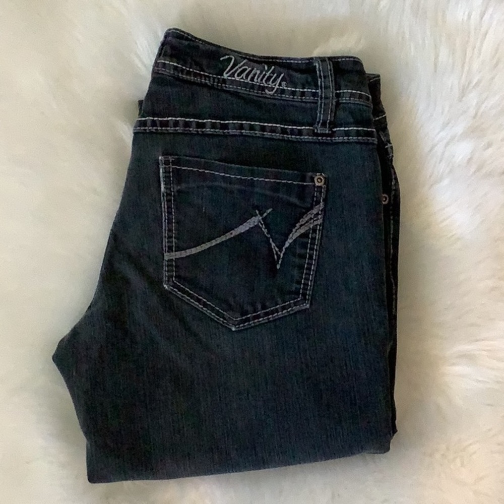Vanity Harlow Jeans. 28W/30L